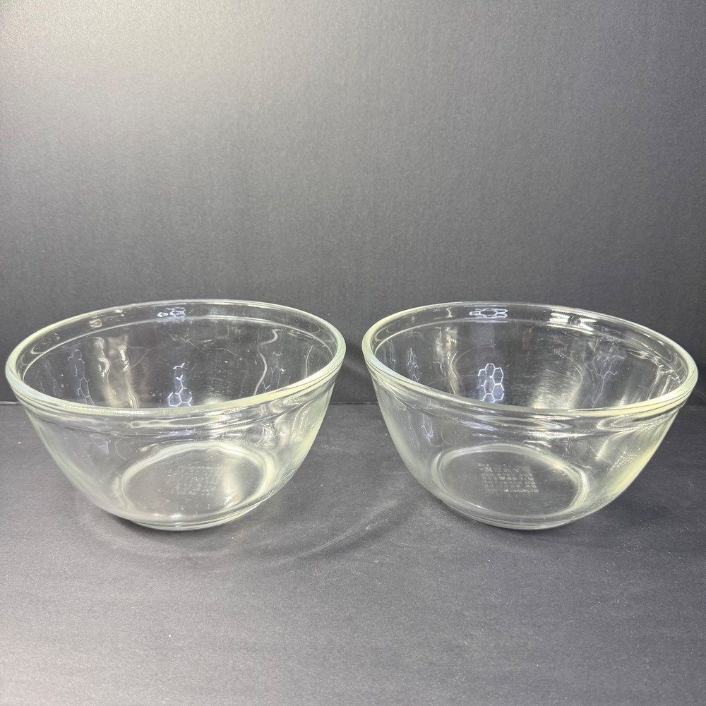 Pyrex 7402 Clear Glass Mixing Bowls Set of 2 1.5 Quart 6 Cup Round Made in USA